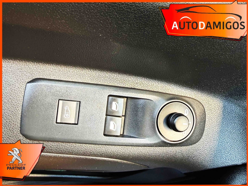 AutoDamigos - Peugeot  Partner 1.5 BLUEHDi 102PS  51.000KM 3ΘΕΣΙΟ ΕΛΛΗΝΙΚ