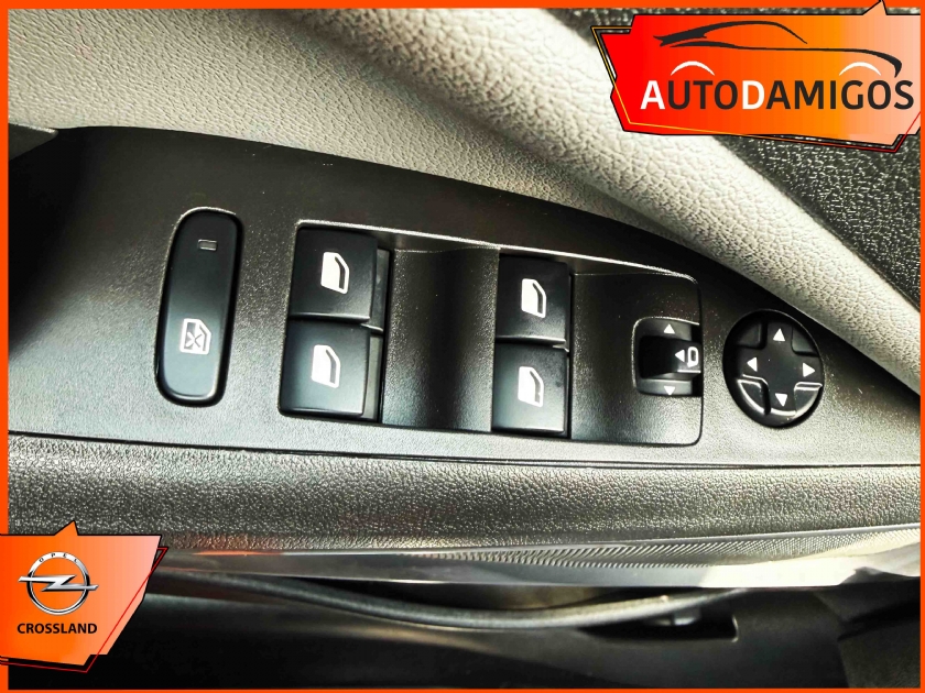 AutoDamigos - Opel  1.2 INNOVATION 130PS  ΑΥΤΟΜΑΤΟ-NAVI-CLIMA-CAMERA