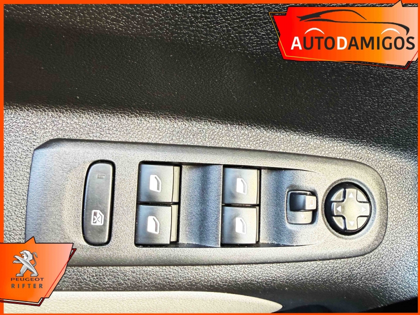 AutoDamigos - Peugeot Rifter 1.2PureTech Active 110PS 7-ΘΕΣΙΟ NAVI-EURO6